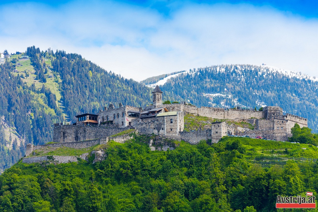 Замок Ландскрон в Каринтии, Австрия