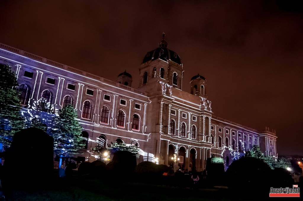 Wien leuchtet 2015 - Naturhistorisches Museum