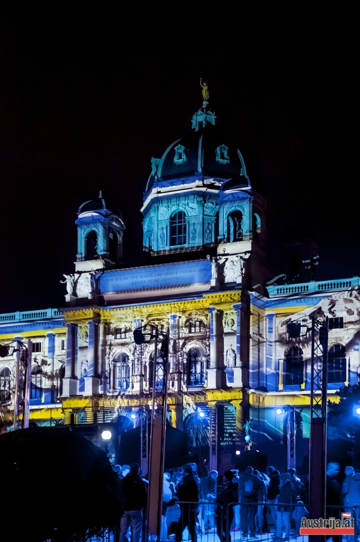 Wien leuchtet 2015 - Naturhistorisches Museum