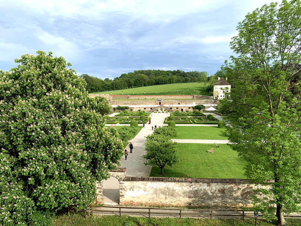Вид на парк замка Шаллабург